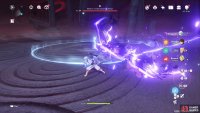 Keep your distance to avoid Ei’s slash attacks. 